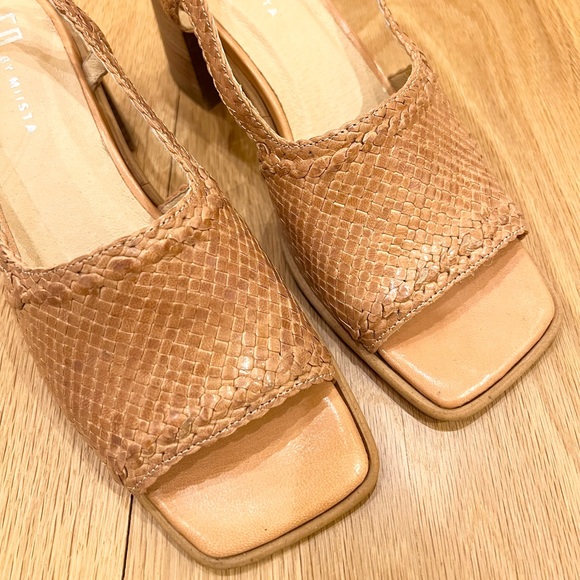 SOLD ❗️Miista London Pavati Almond Woven Leather Sandals 9.5 - Picture 4 of 8